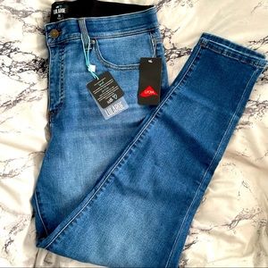 LULAROE Size 34 (fits like 14/16) Denim Jeans